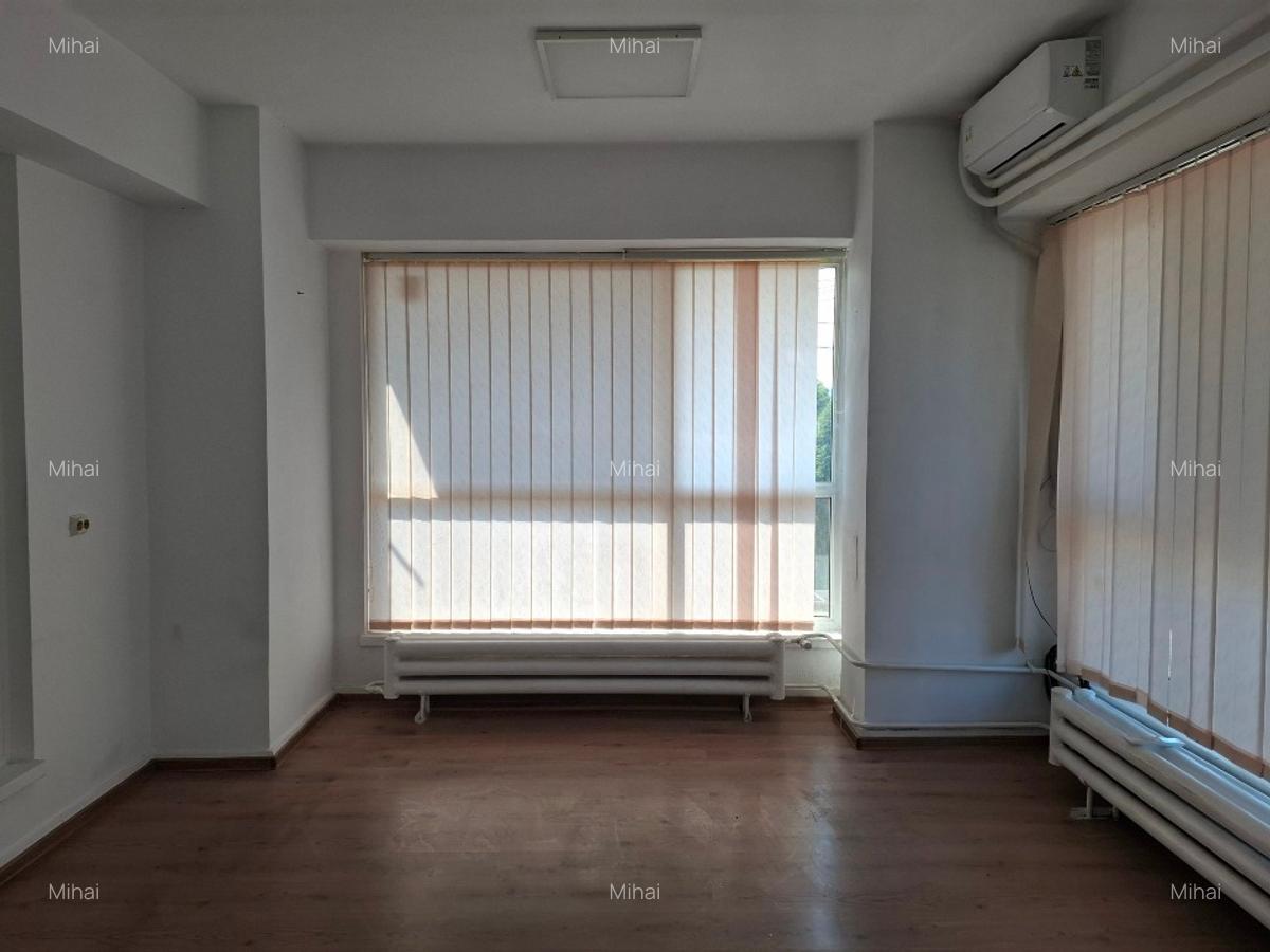 Birou , suprafata de 32m2