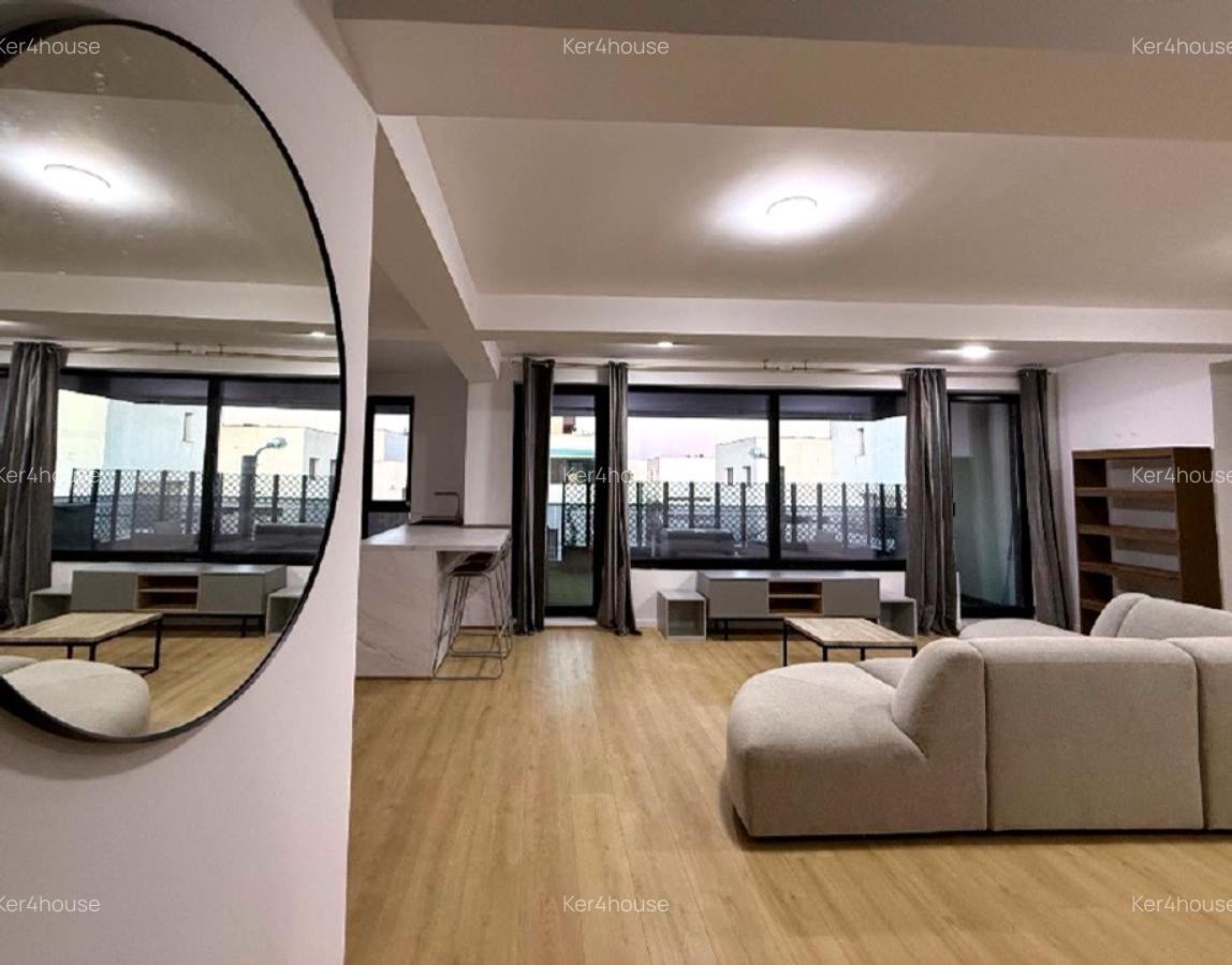 Vanzare Apartament  4 camere  Iancu Nicolae Nou