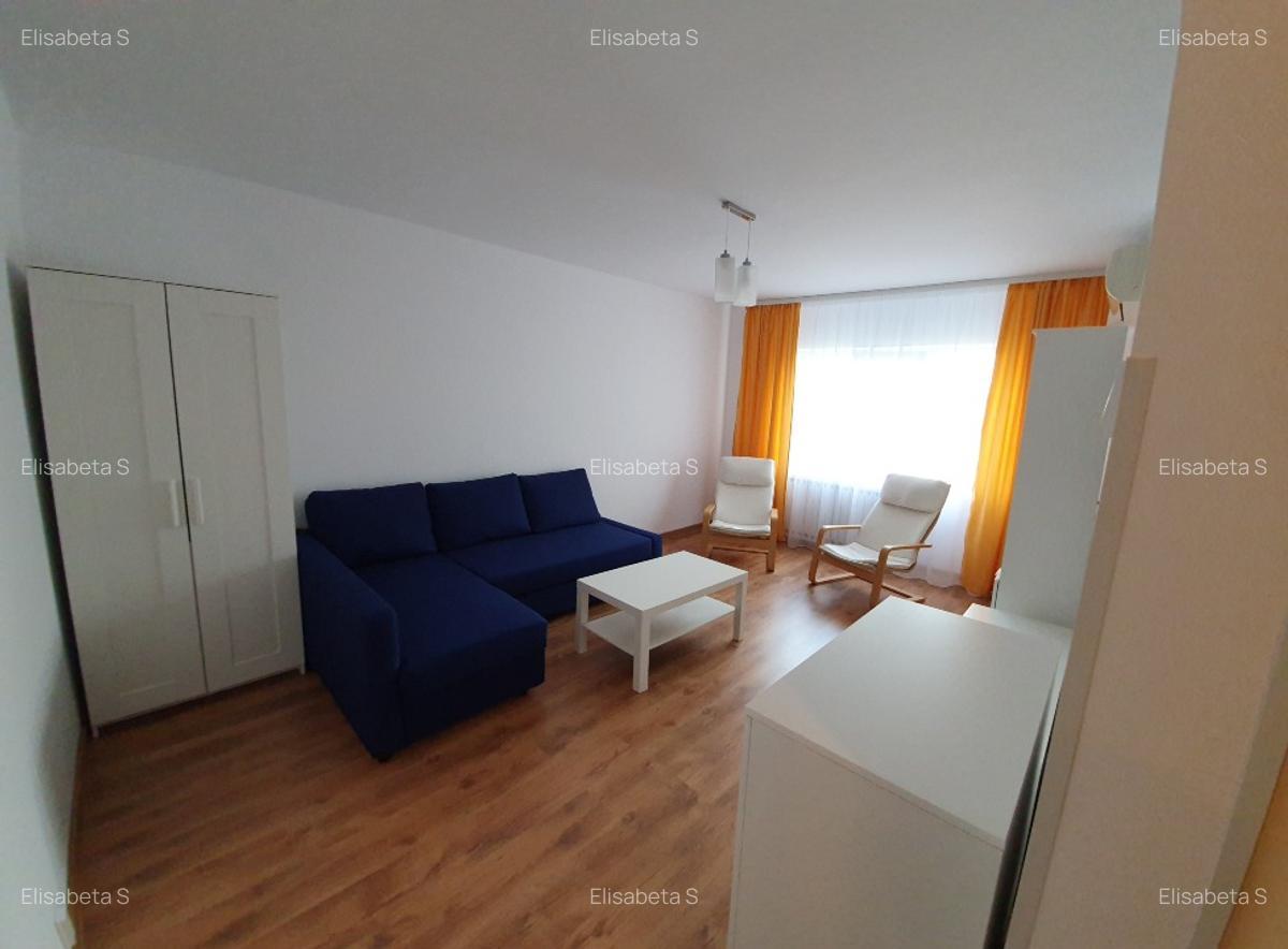 Vand apartament 2 camere Aviatiei