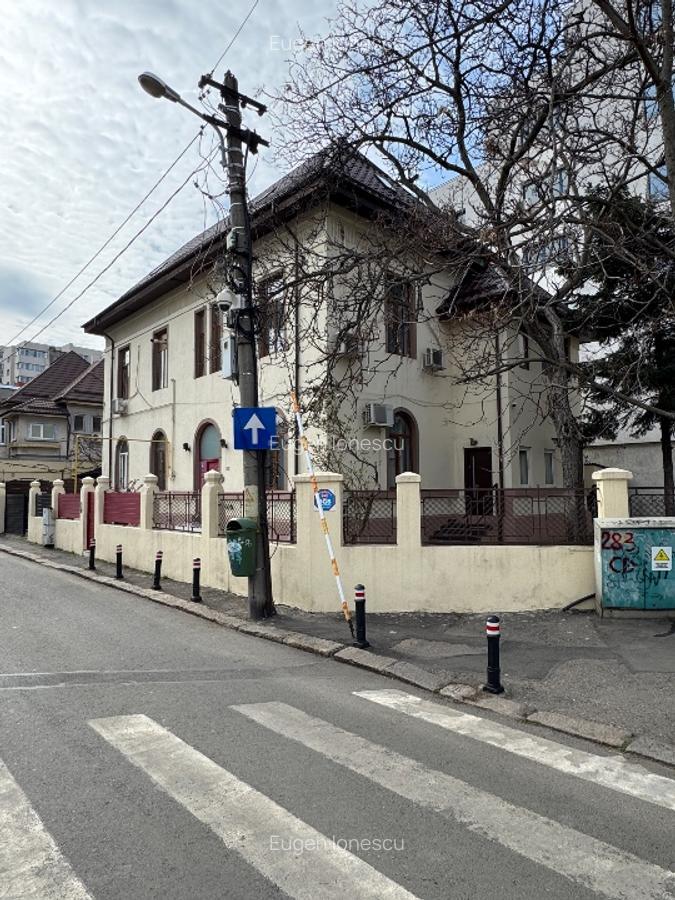 Vila exceptionala situata in zona Kiseleff - singur curte