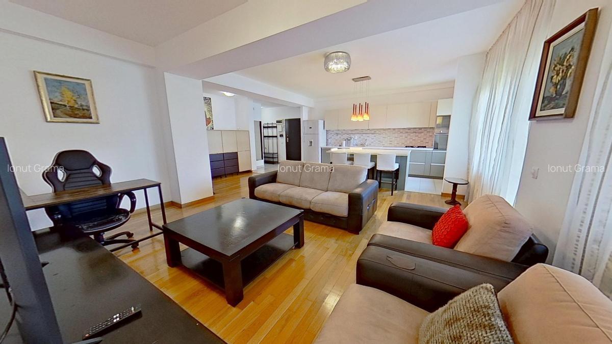 Iancu Nicolae, 3 camere, mobilat & utilat full, 2 parcari, 2 bai, retras, padure