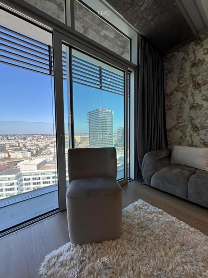 First Rental, Luxury 2-Room Apartment, Parking, Top Floor, Up Site