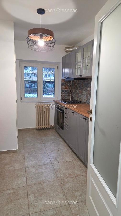Superb apartament de 4 camere,Bd Dna Ghica,decomandat,parter.Super investitie!