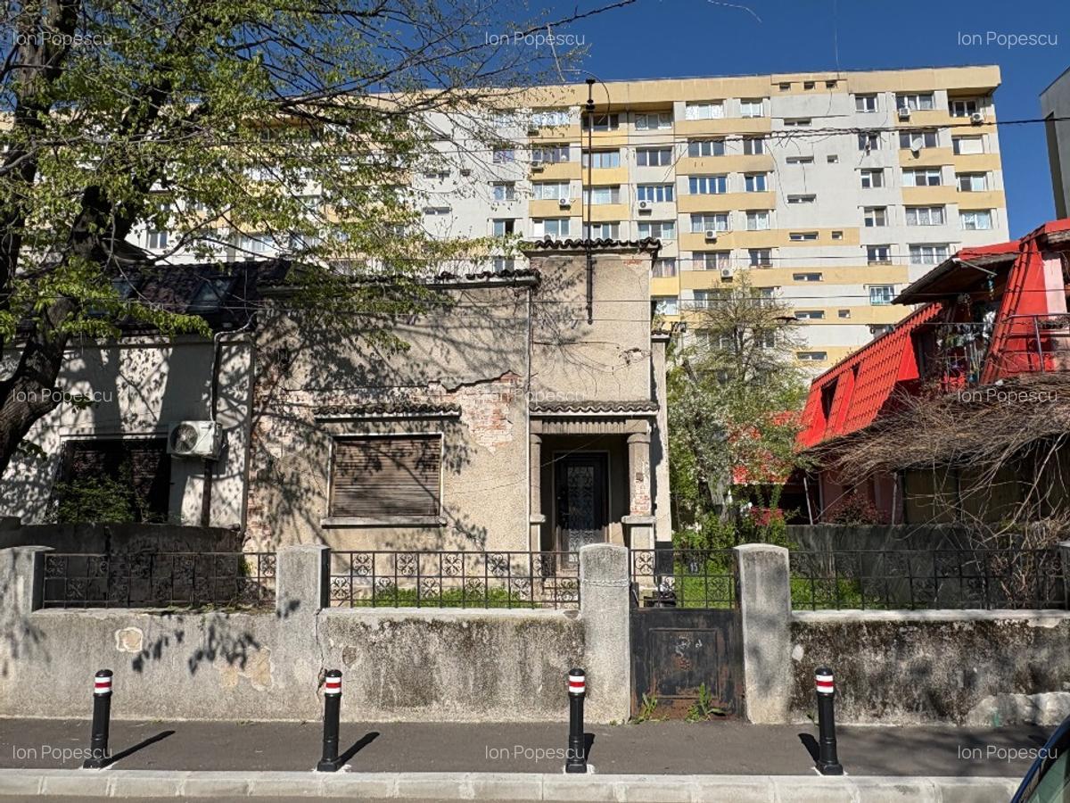 Casa 88mp, teren 240mp, Trei scaune nr13