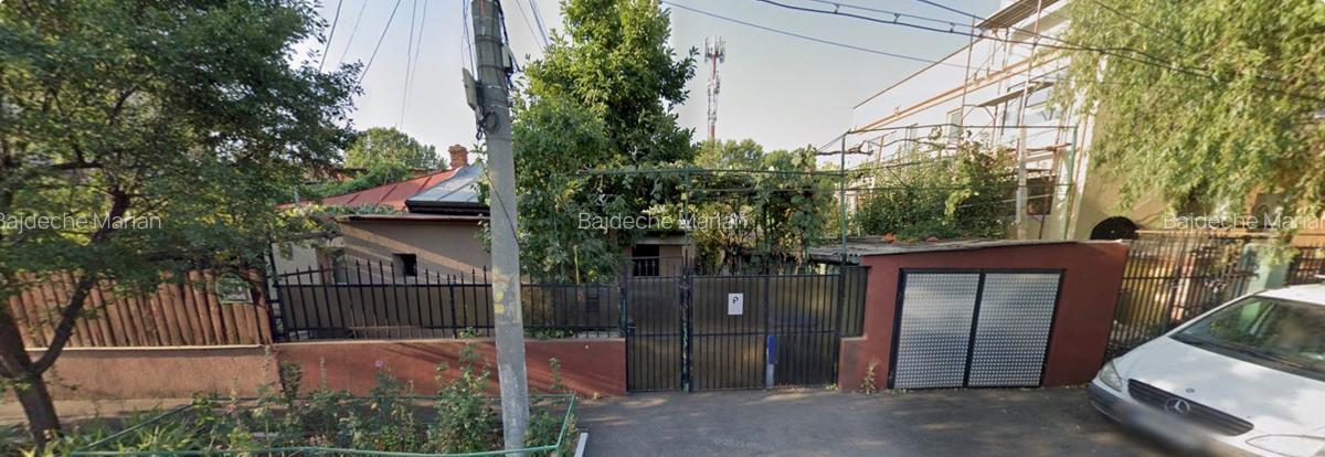 Casă cu curte proprie - Andronache Sector 2 -utilități complete