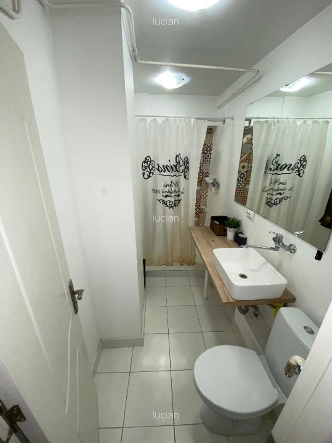 Apartament 3 camere, 78 mp, decomandat, 2 băi, vedere deschisă, Calea Călărașilo