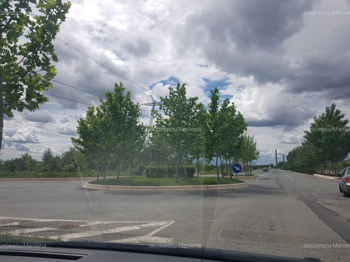 Teren 5000 mp,Splaiul Unirii vand sau inchiriez