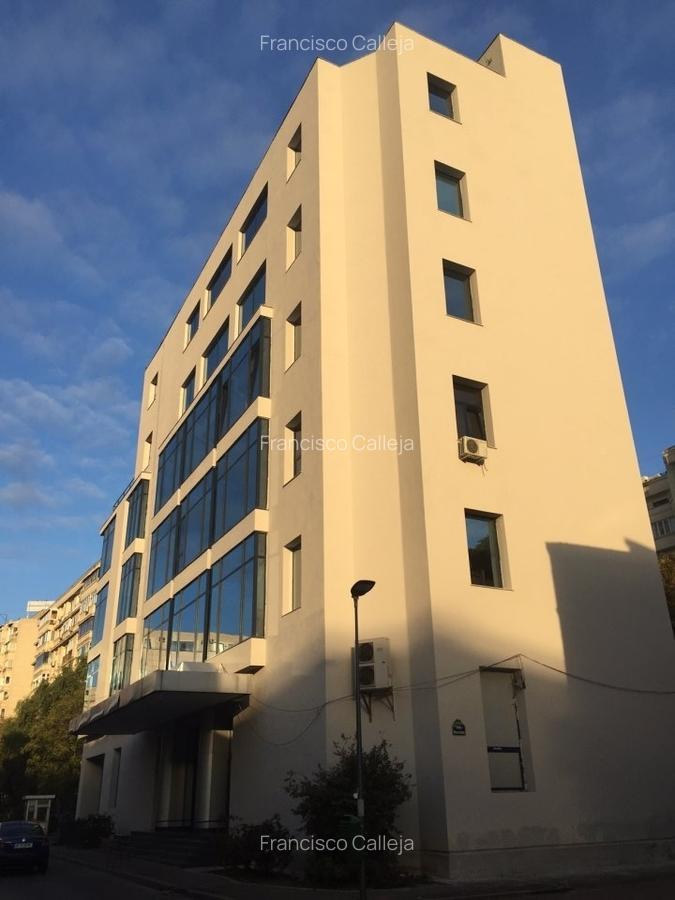 Proprietar - Vanzare Cladirea Birou Inchiriat - Zona Unirii - imagine 1