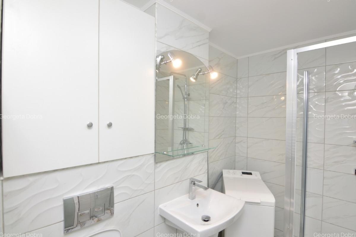 Apartament de inchiriat recent renovat 2 camere Piata Unirii