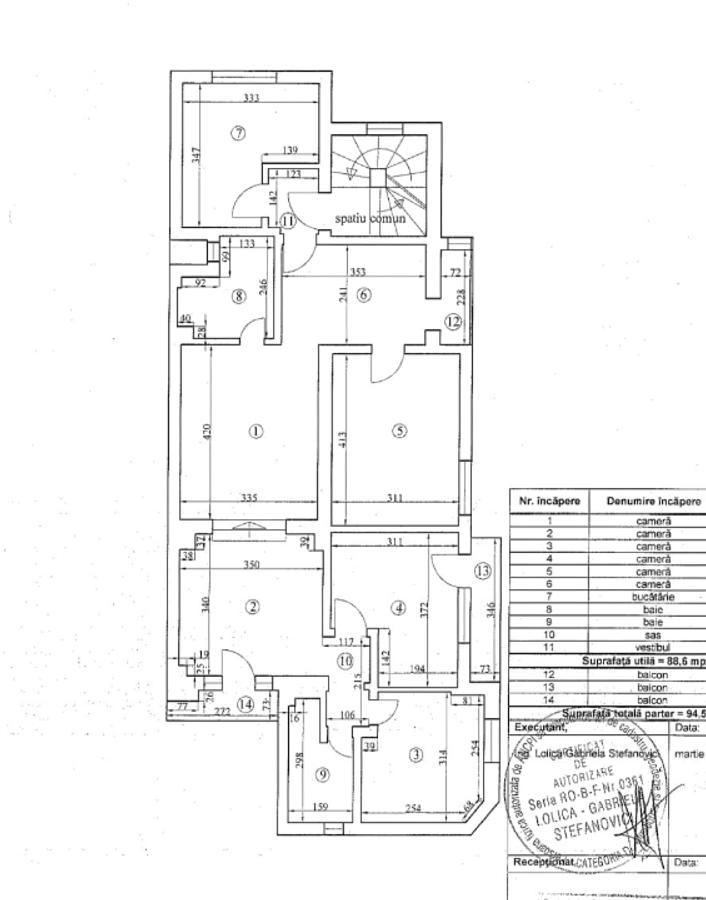 Apartament de 6 camere in vila - imagine 1
