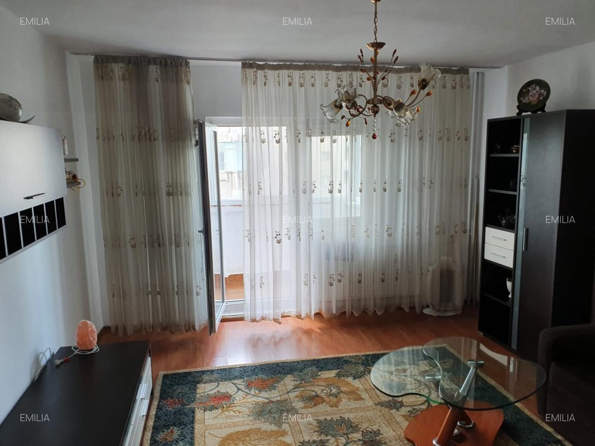 Apartament 2 camere decomandat, 61,42 mp, renovat, bloc 1986, balcon – zona Seba