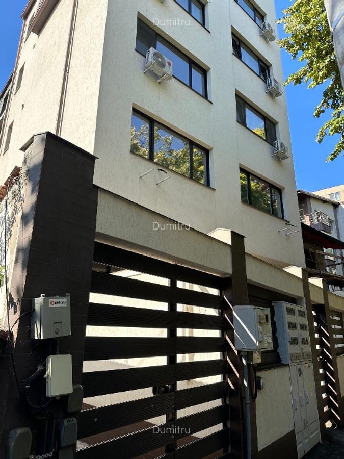 Apartament 2 Camere , 70 mp2 Bloc Nou , Metrou Crangasi , Proprietar