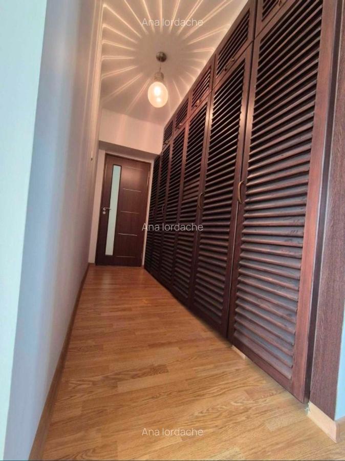 INCHIRIERE APARTAMENT 4 CAMERE