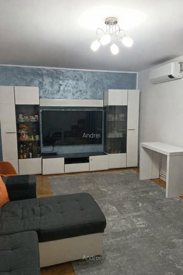 Apartament 3 camere, 2 bai, decomandat, etaj intermediar -  Lipovei, Timisoara