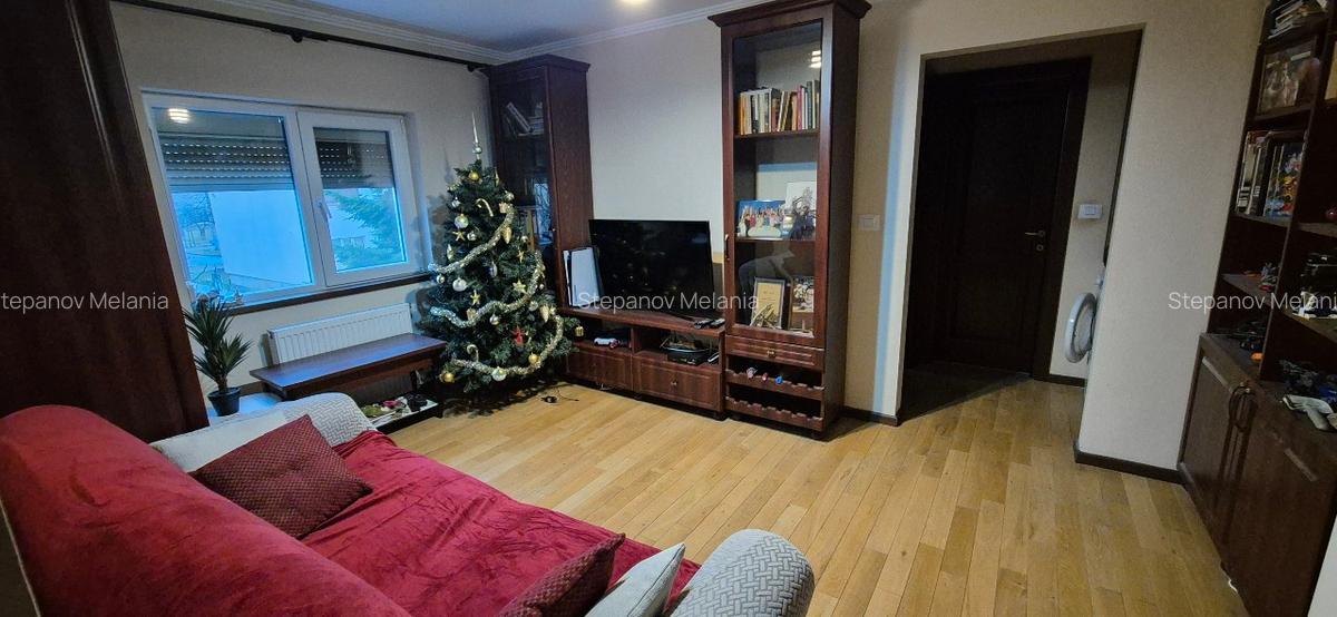 Proprietar vand ap decomandat 4 camere, zona Bucovinei, finisaje lux - imagine 1