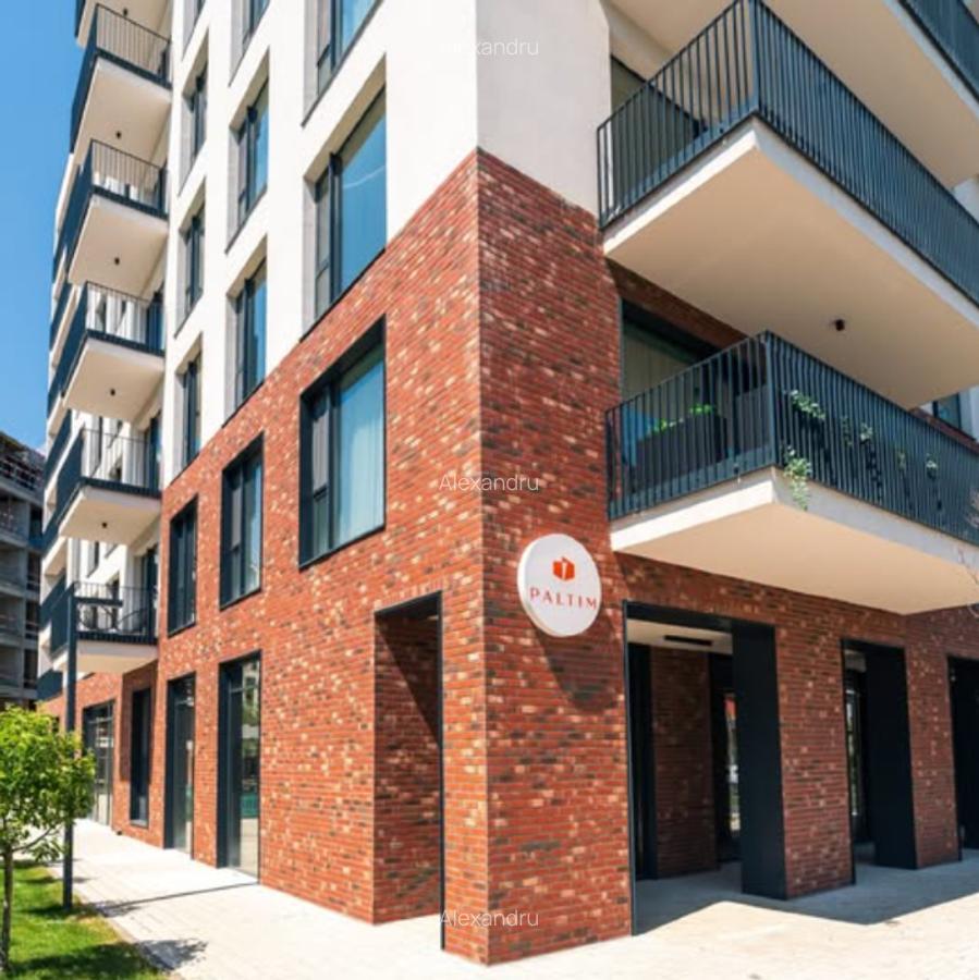 Apartament 3 camere, vedere exterioara libera, orientare Vest, Complex Paltim