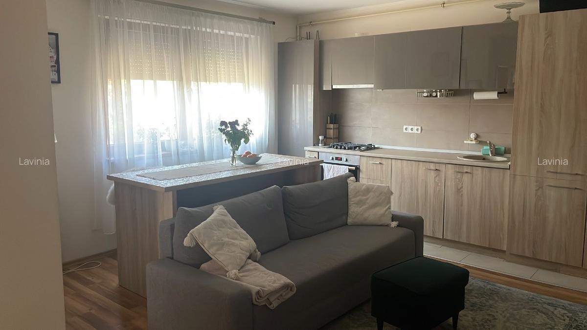 Proprietar închiriez apartament 3 camere - imagine 1