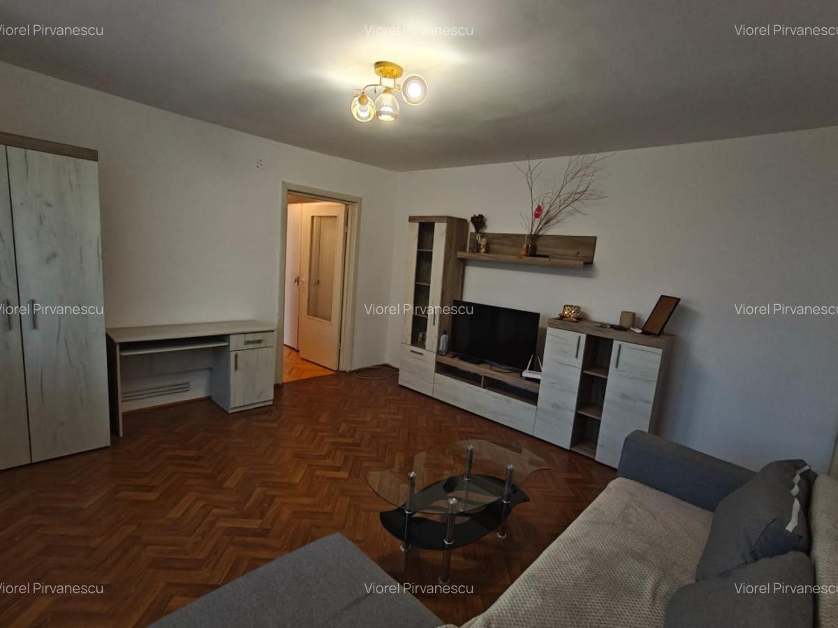 Inchiriez apartament 3 camere, et. 2, centrala proprie,2 bai- Complex Studentesc - imagine 1