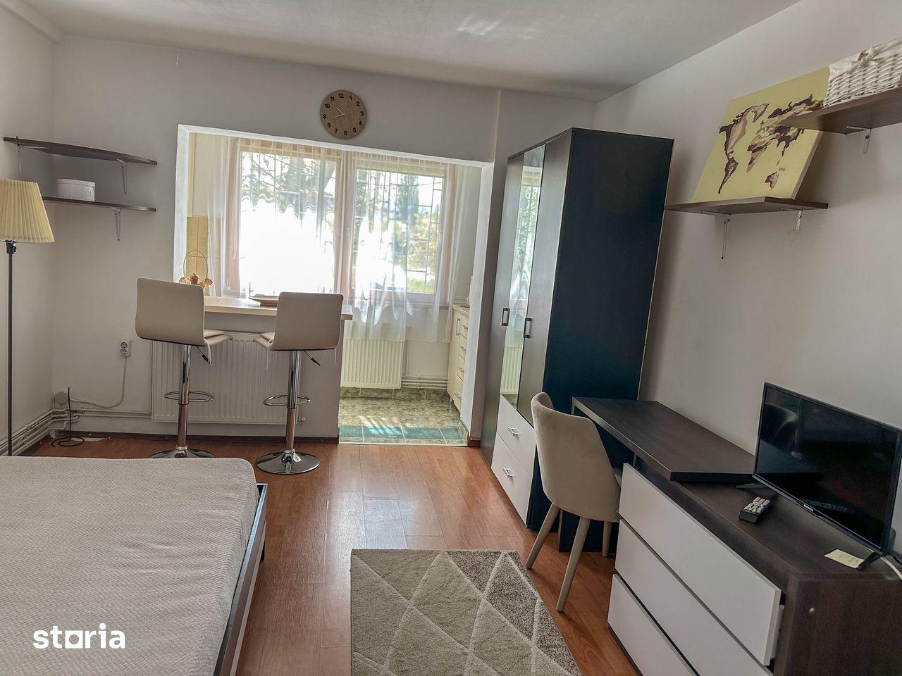 DIRECT PROPRIETAR: Garsonieră 22 mp + boxă | Vedere la lac - imagine 1