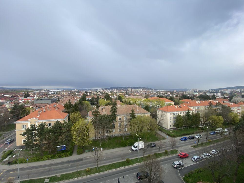 Apartament 2 camere modern, mobilat, vedere panoramică asupra orașului – strada Libertății Targu Mures, aproape de centru