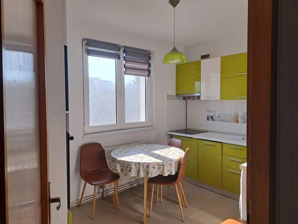 Apartament cu 4 camere, spatios si calduros, de vanzare in Dambu Pietros - imagine 1