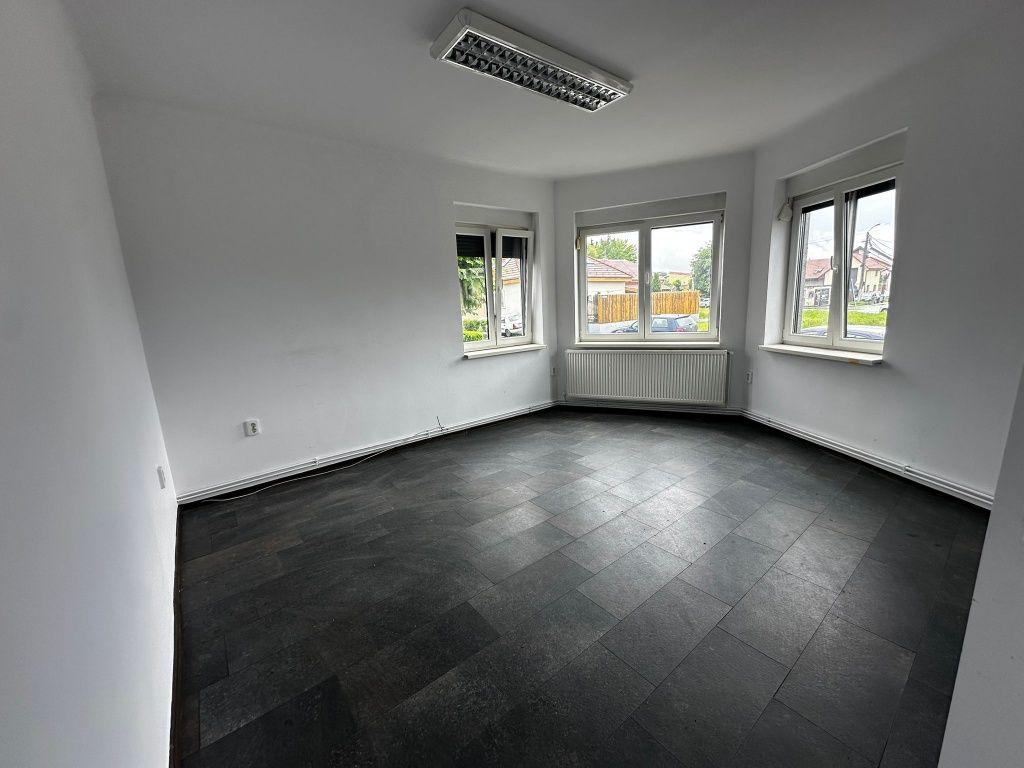 Spațiu pentru birou sau cabinet medical