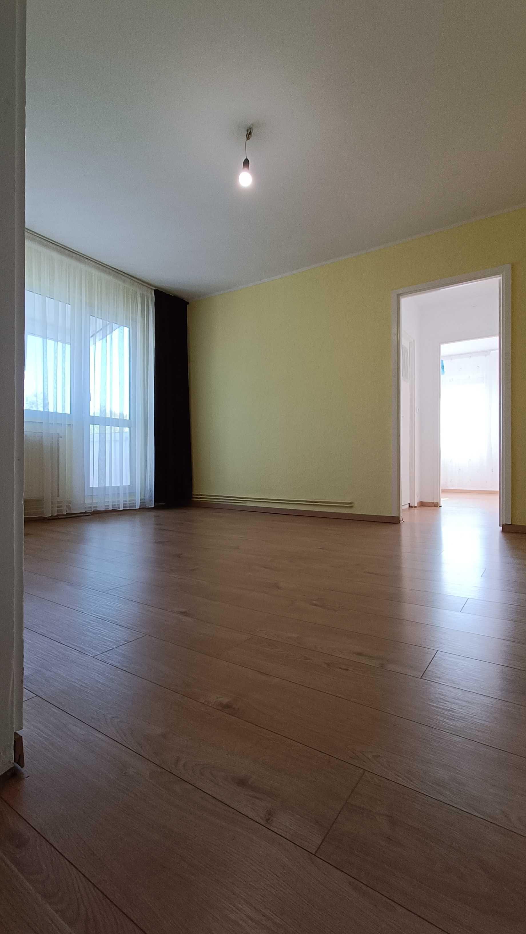 Proprietar-Apartament 2 camere Astra, et.4