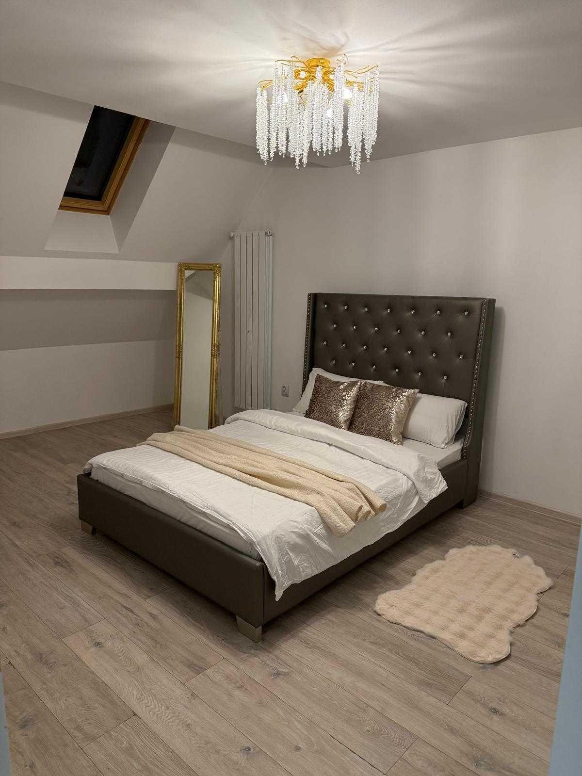 Proprietar, inchiriez apartament cu 3 camere in zona Coresi