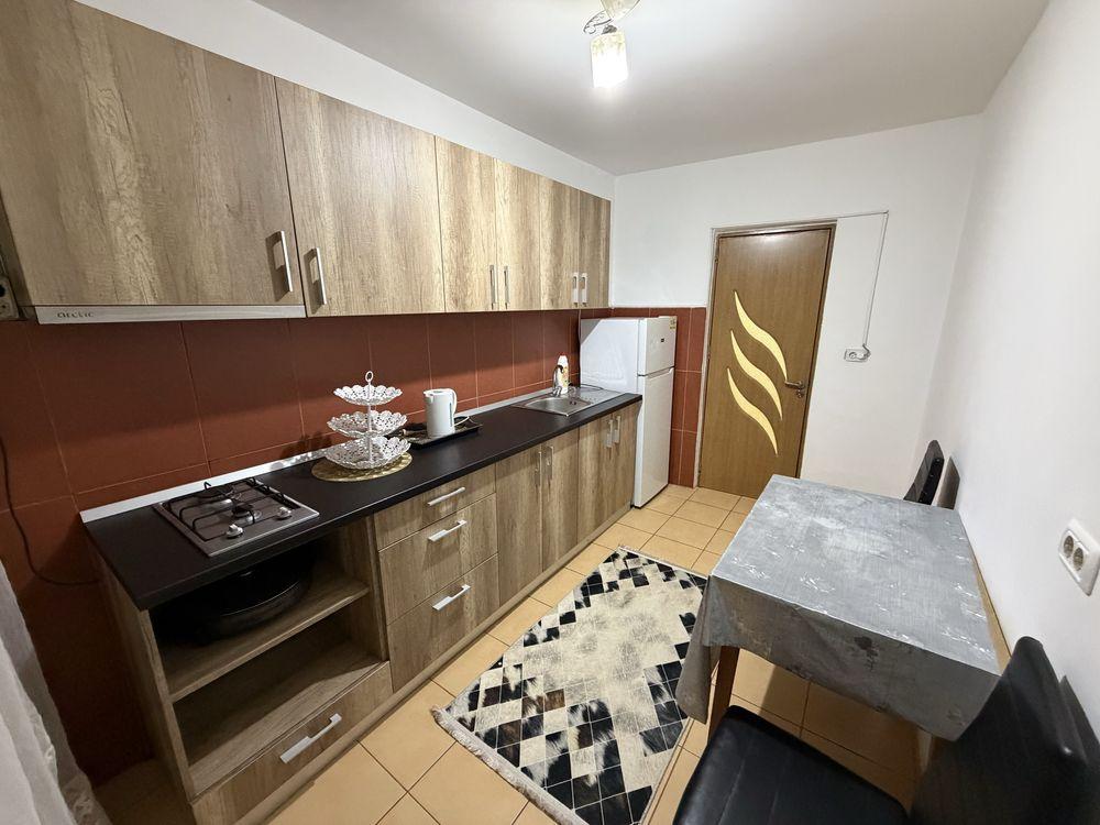 Inchiriez apartament -2 camere (Constanta) - imagine 1