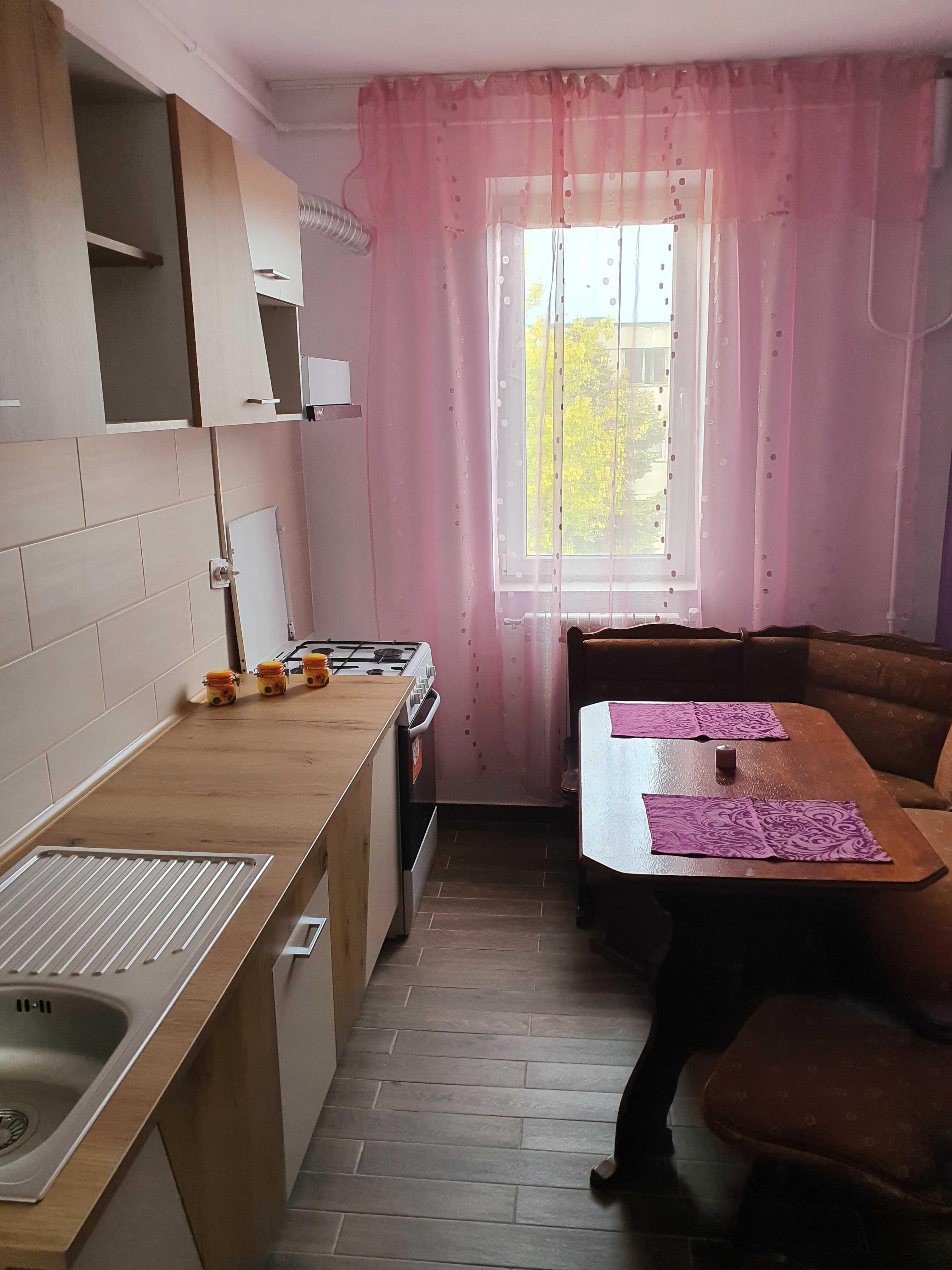 inchiriez apartament mobilat 2 camere - imagine 1