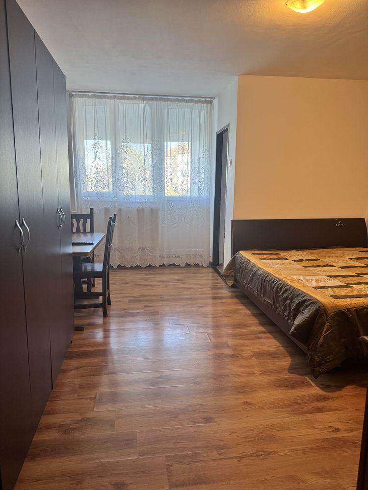 Garsoniera Valea Rosie( Spitalul militar) - imagine 1