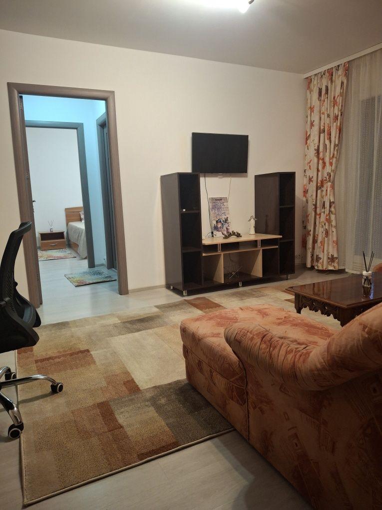 Închiriez apartament 2 camere - imagine 1