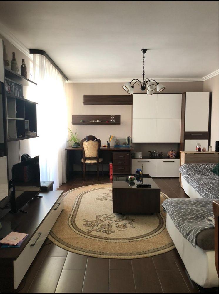 Apartament 3 camere, tip C, zona Sovata - imagine 1