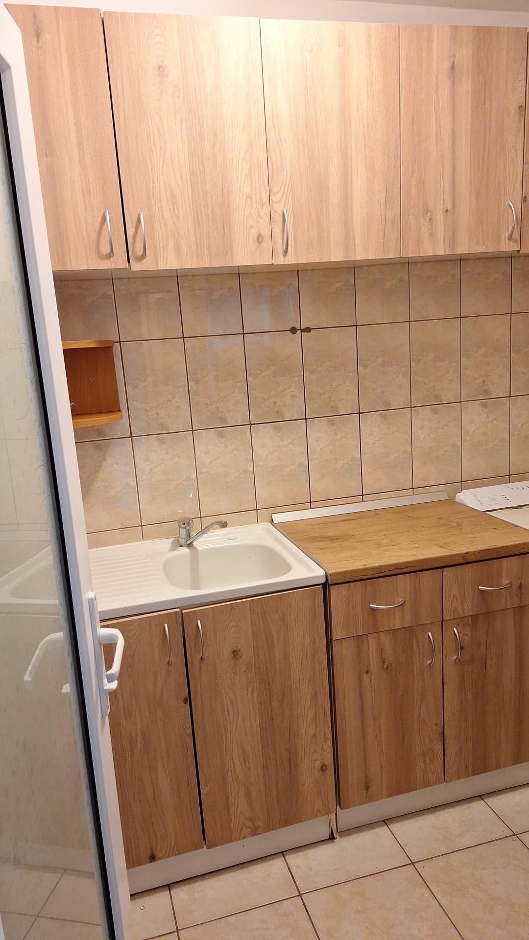 Inchiriez apartament cu o camera