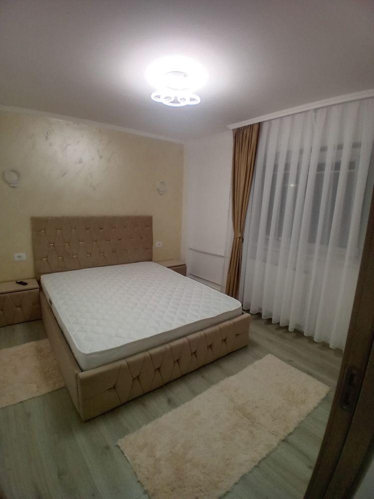 Caut colega apartament