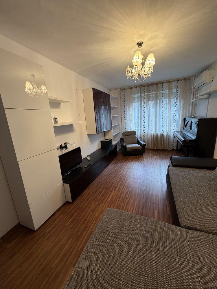 Inchiriez apartament 3 camere