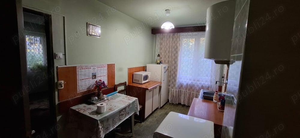 Vanzare apartament 2 camere in Piata Armatei - imagine 1