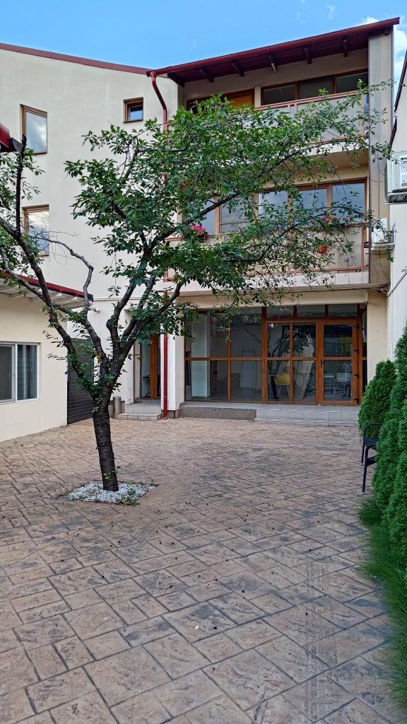 Spatiu comercial/birouri