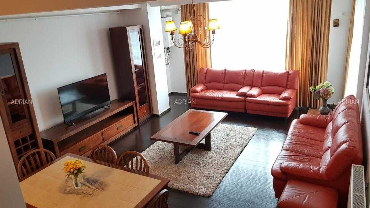 Proprietar-Închiriez apartament 3 camere + 2 locuri parcare - VIDEO
