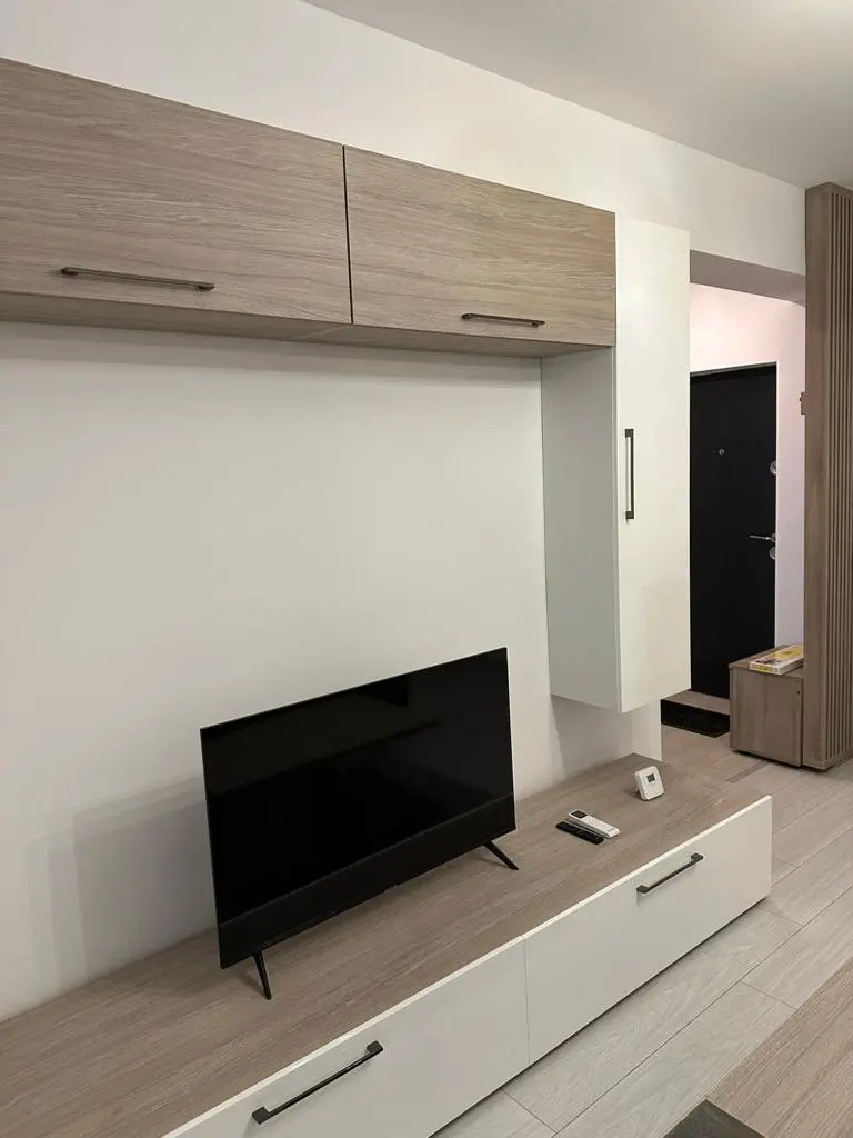 Proprietar , închiriez ap 2 camere , Metalurgiei Residence - imagine 1