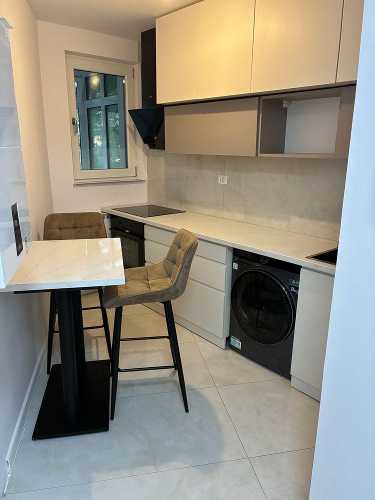 Inchiriez apartament 2 camere decomandat Tei