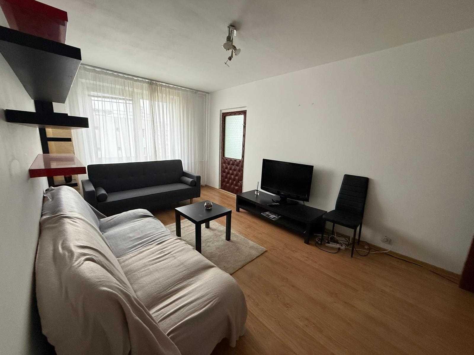 Inchiriere apartament 4 camere - Lacul Tei - imagine 1