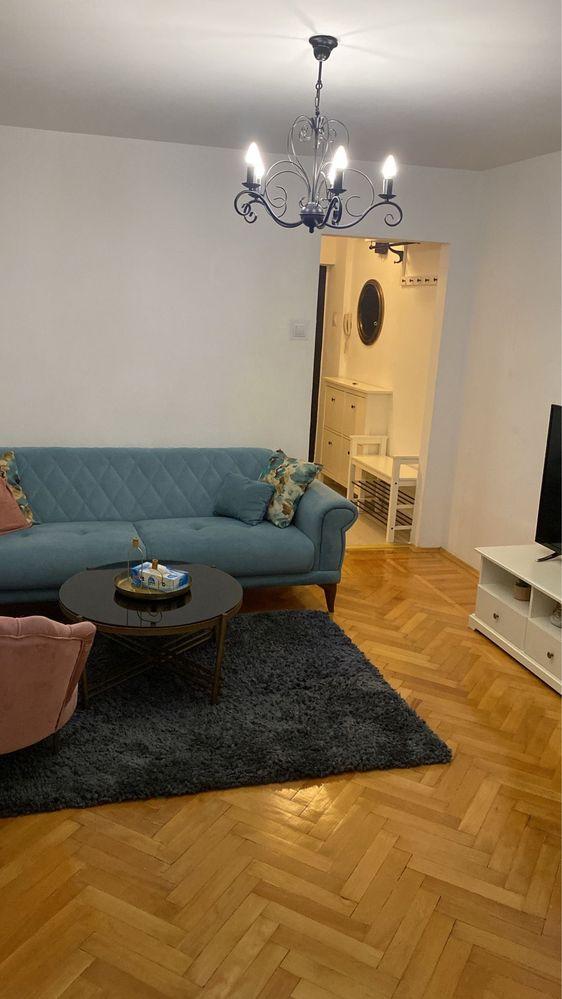 Apartament Piata Romana de vanzare