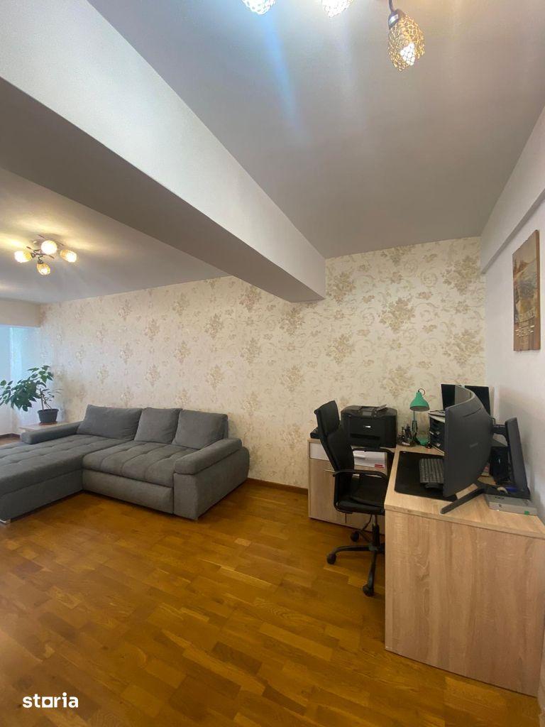 Apartament mobilat complet, bloc 2020, parcare inclusă, complex privat - imagine 1