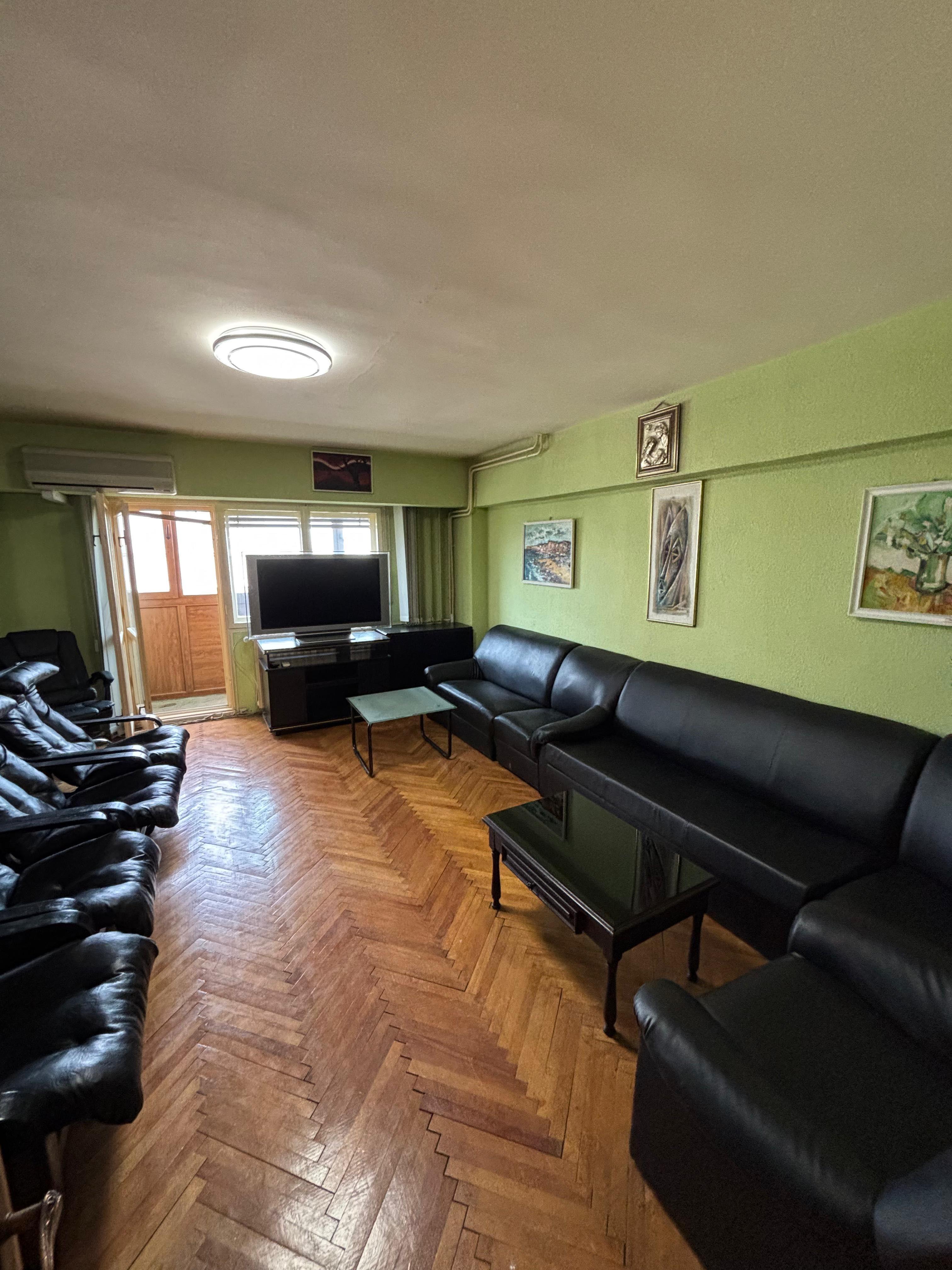 Apartament 3 camere Decebal