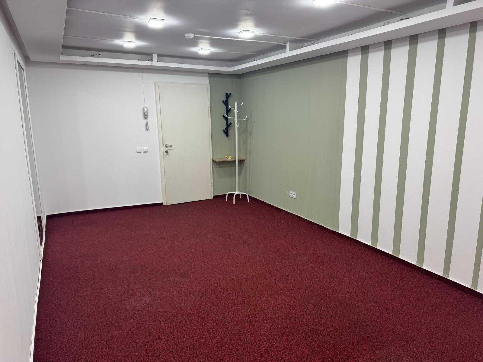 Inchiriez spatiu birou  300 Euro Mall Vitan - Dristor - imagine 1