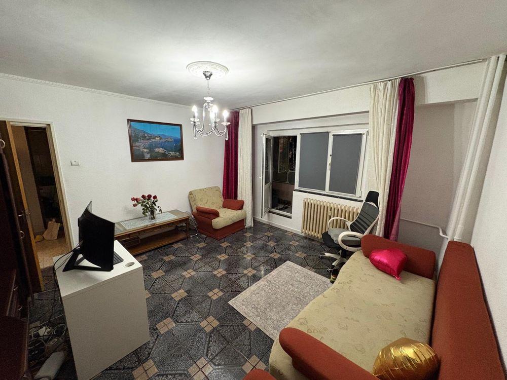 Apartament 3 camere sectir 4 de vanzare