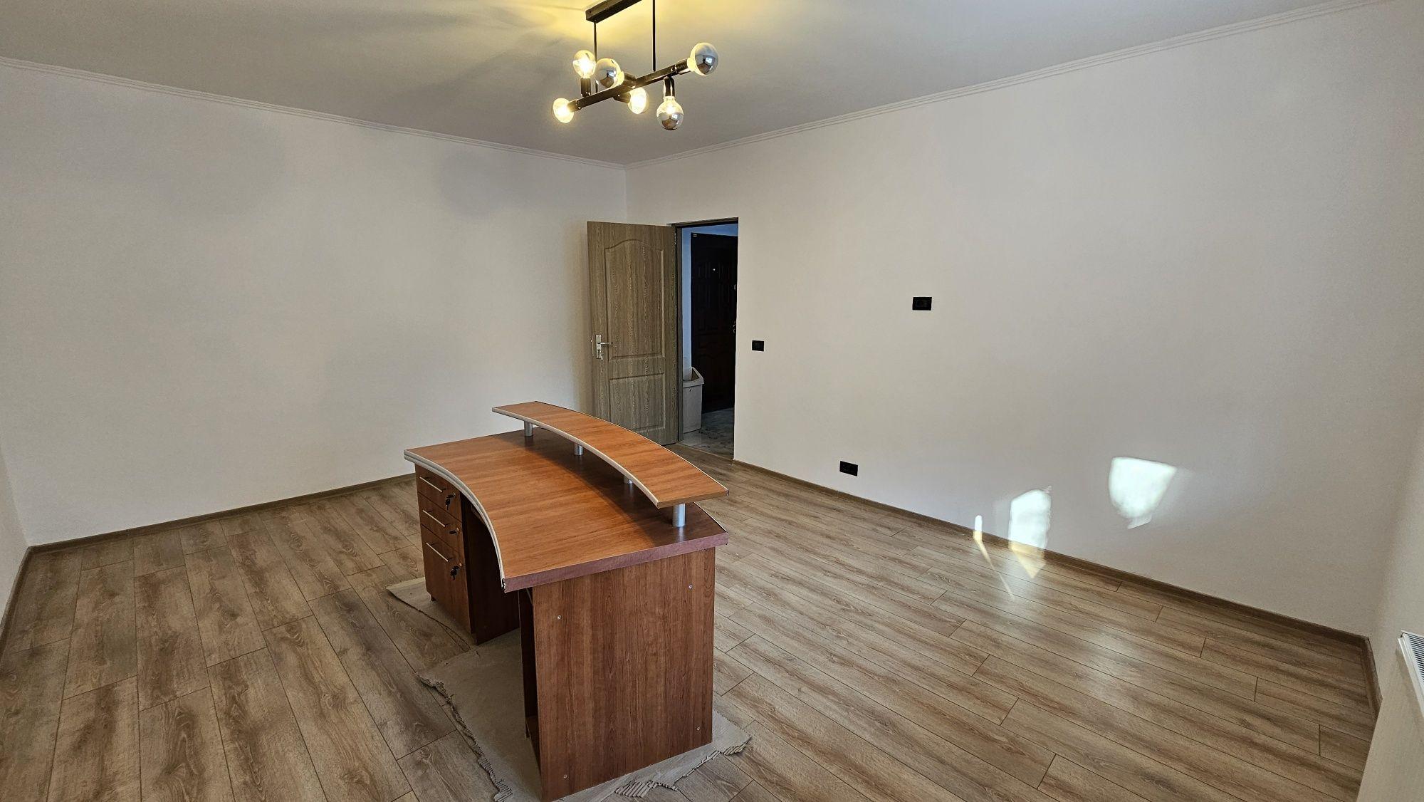 Apartament 2 camere, recent renovat, prima închiriere, pentru firmă