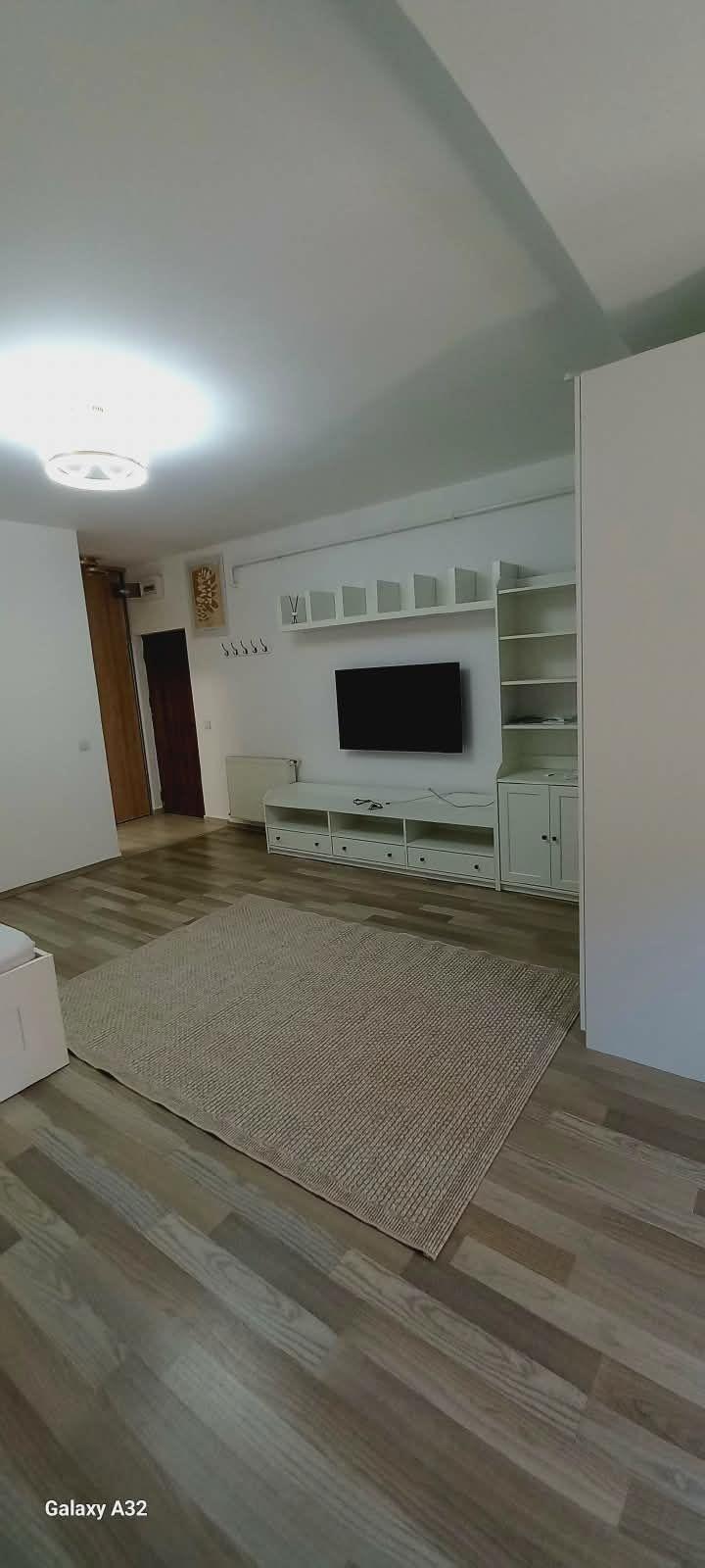 Închiriez garsoniera - imagine 1