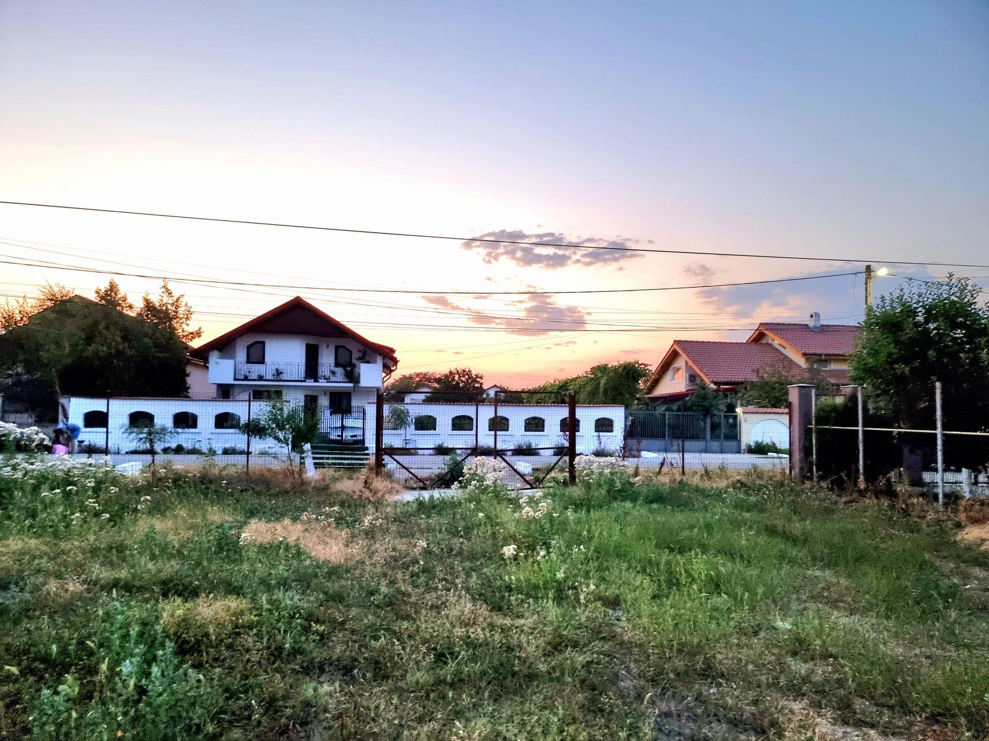Teren între case cu toate utilitățile Corbeanca - imagine 1